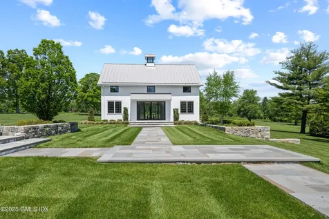 4800 Congress Street Fairfield CT 06824