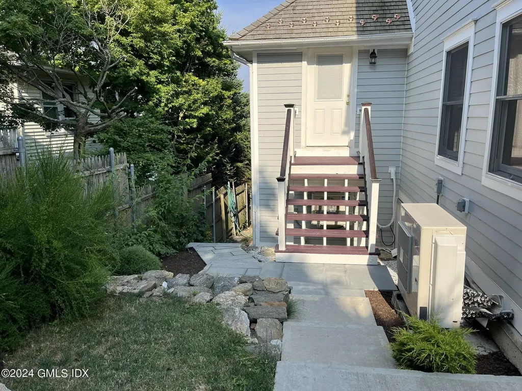 30 Chapel Street Greenwich CT 06831