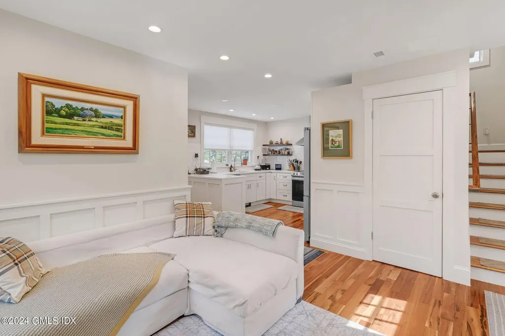 30 Chapel Street Greenwich CT 06831