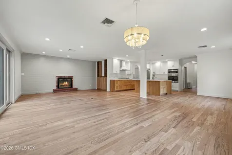107 Havemeyer Place Greenwich CT 06830