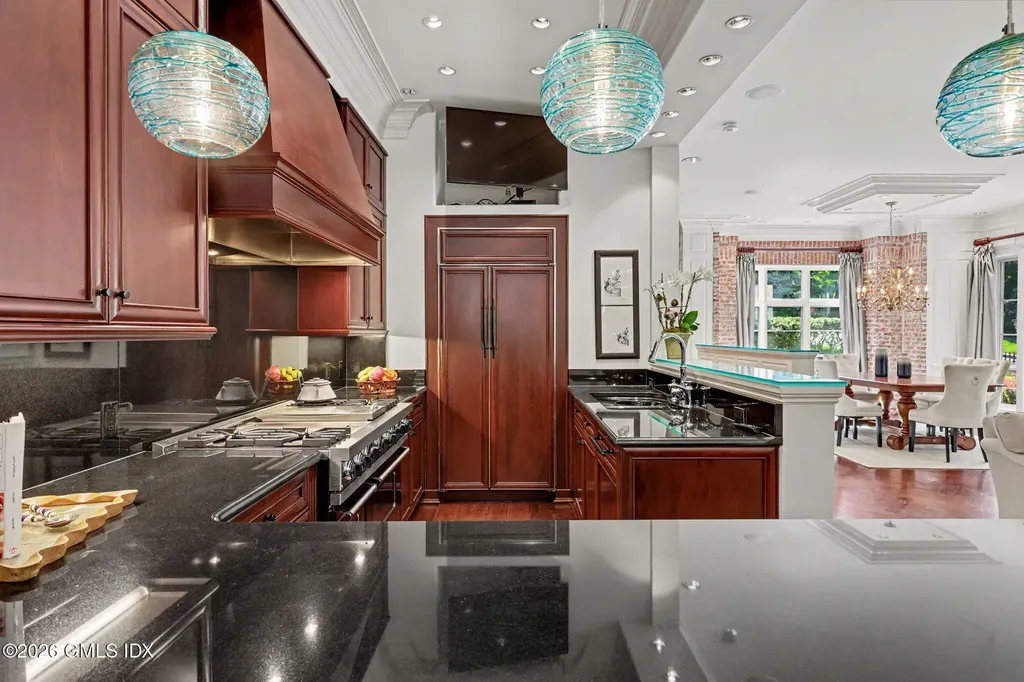 212 Milbank Avenue Greenwich CT 06830