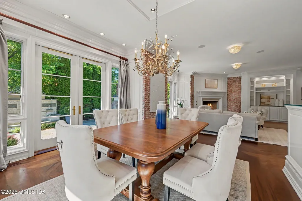 212 Milbank Avenue Greenwich CT 06830