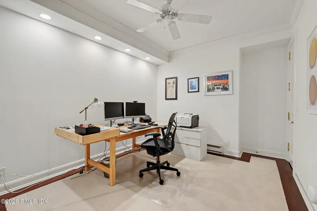 212 Milbank Avenue Greenwich CT 06830