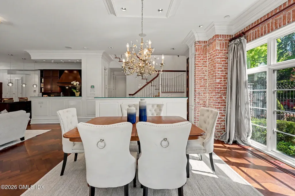 212 Milbank Avenue Greenwich CT 06830