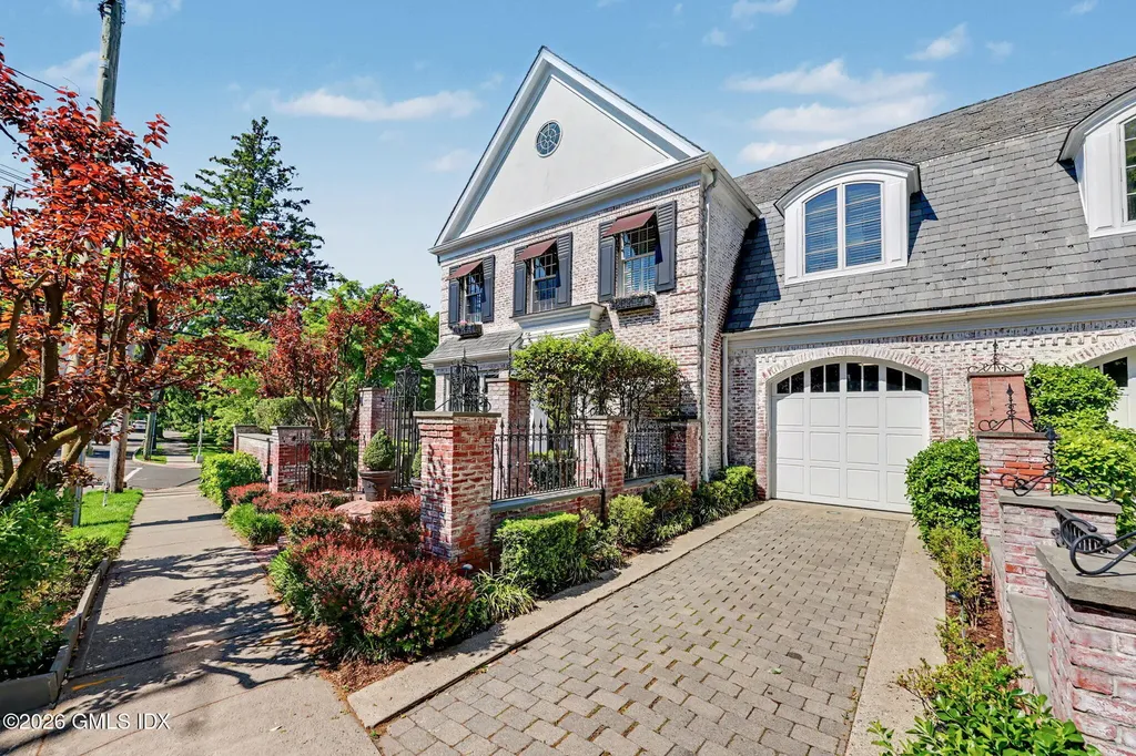 212 Milbank Avenue Greenwich CT 06830