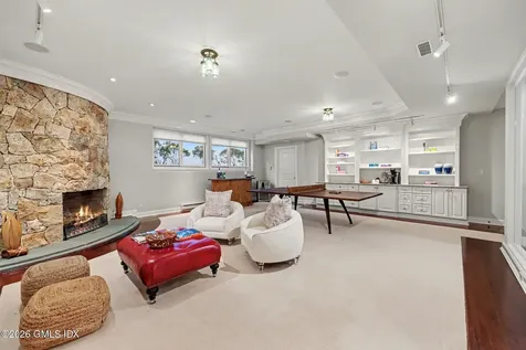 212 Milbank Avenue Greenwich CT 06830