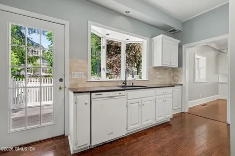 97 Riverside Avenue Riverside CT 06878