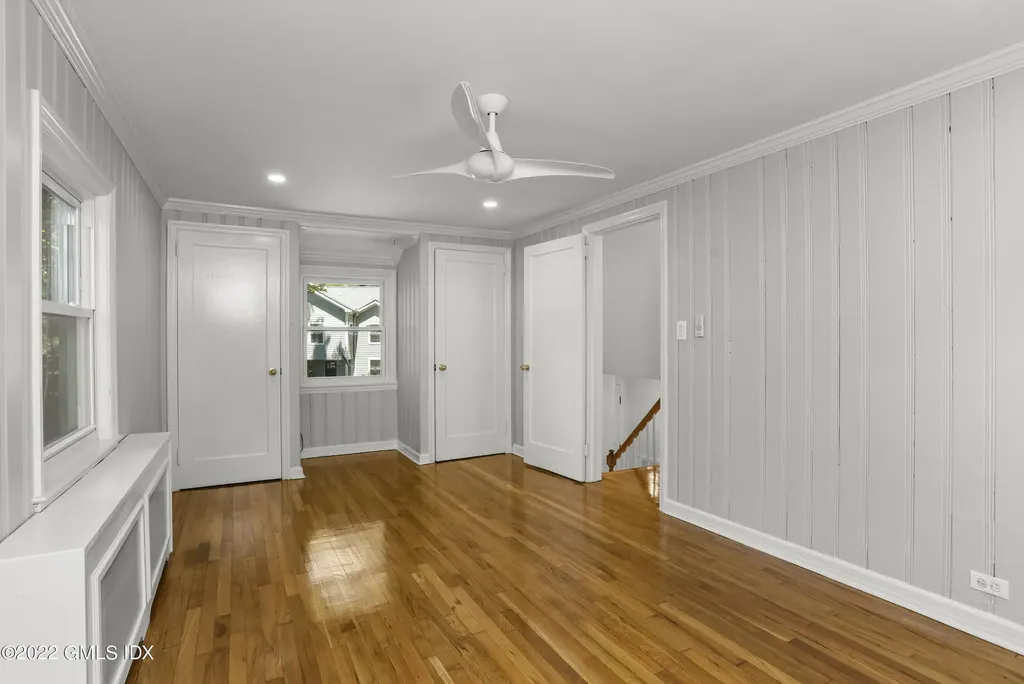 10 Macarthur Drive Old Greenwich CT 06870