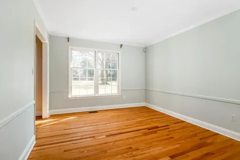 12 Norton Lane Old Greenwich CT 06870