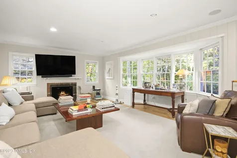 12 Norton Lane Old Greenwich CT 06870
