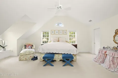 12 Norton Lane Old Greenwich CT 06870