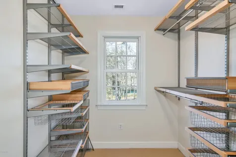 12 Norton Lane Old Greenwich CT 06870