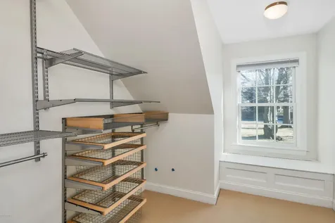 12 Norton Lane Old Greenwich CT 06870