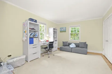 12 Norton Lane Old Greenwich CT 06870