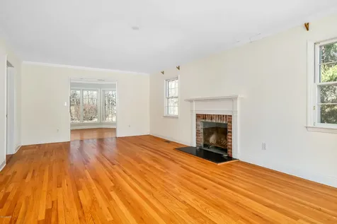 12 Norton Lane Old Greenwich CT 06870