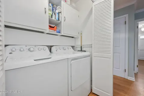 25 Center Drive Old Greenwich CT 06870