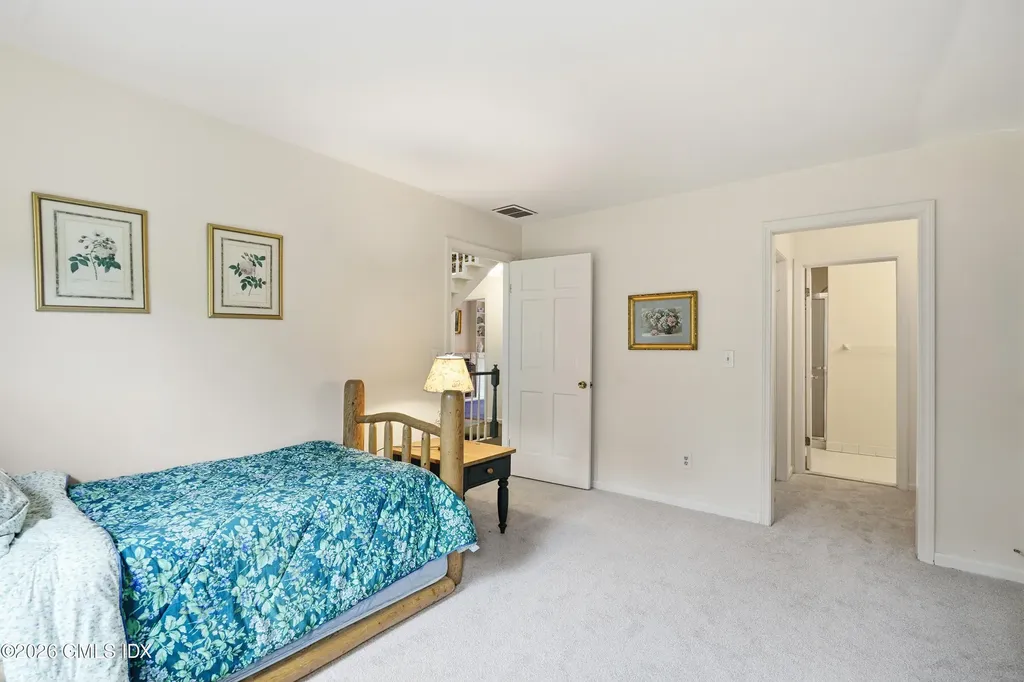 19 Georgetowne North Greenwich CT 06831