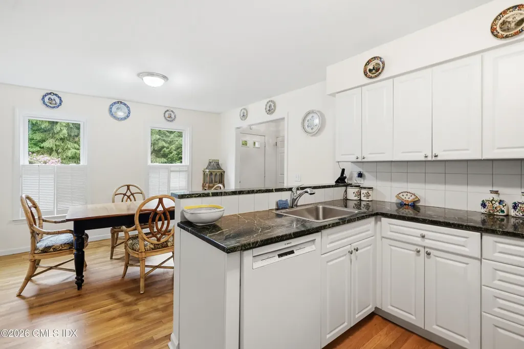 19 Georgetowne North Greenwich CT 06831