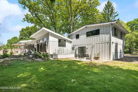 1 Crawford Terrace Riverside CT 06878