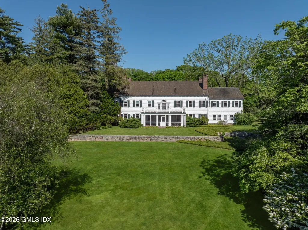 122 Round Hill Road Greenwich CT 06831