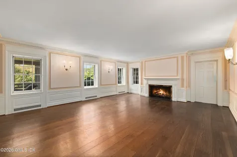 122 Round Hill Road Greenwich CT 06831