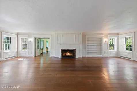 122 Round Hill Road Greenwich CT 06831