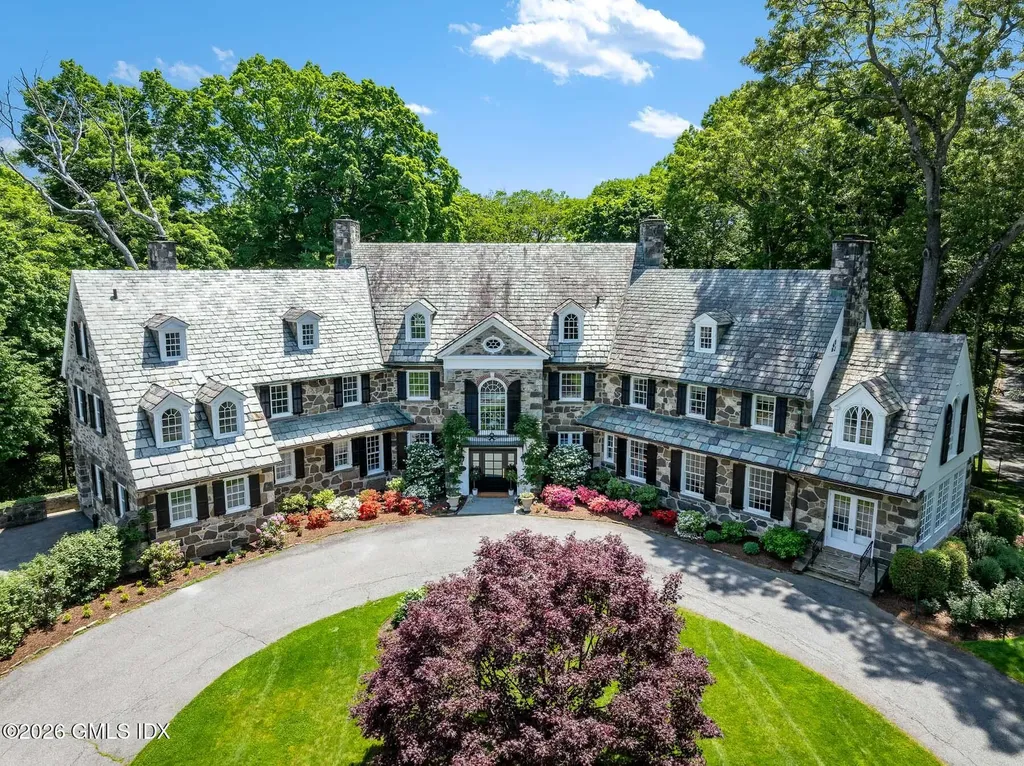 Greenwich CT, 31 Sawmill Lane