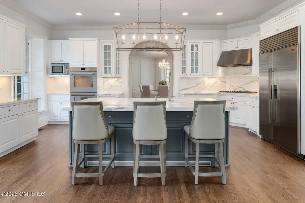 31 Sawmill Lane Greenwich CT 06830