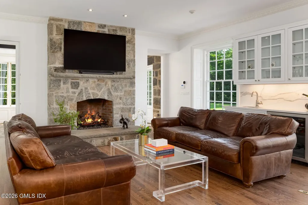 31 Sawmill Lane Greenwich CT 06830