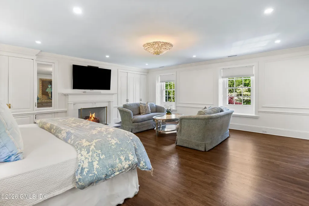 31 Sawmill Lane Greenwich CT 06830