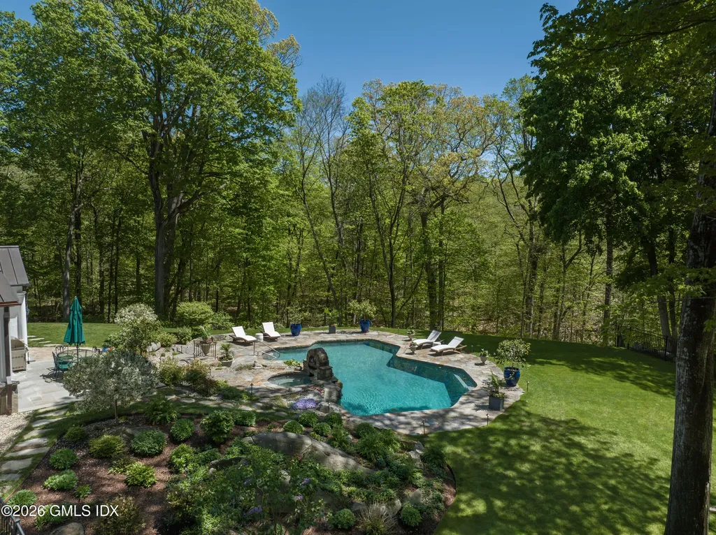 31 Sawmill Lane Greenwich CT 06830
