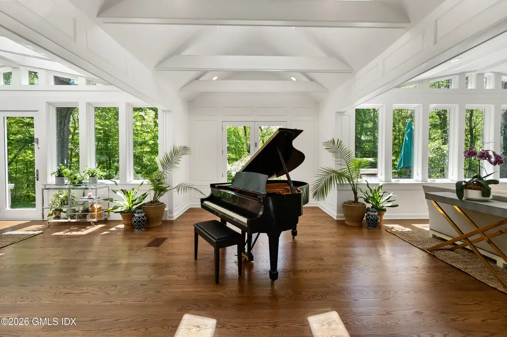 31 Sawmill Lane Greenwich CT 06830