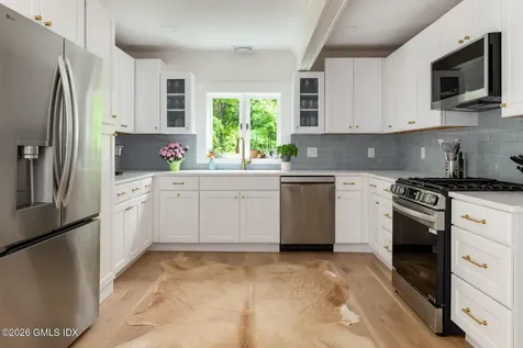 31 Sawmill Lane Greenwich CT 06830
