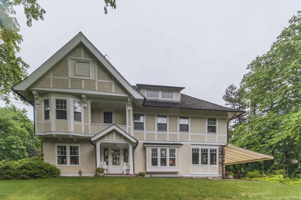 33 Hillside Road Greenwich CT 06830