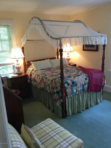 33 Hillside Road Greenwich CT 06830