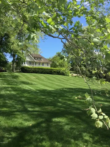 33 Hillside Road Greenwich CT 06830