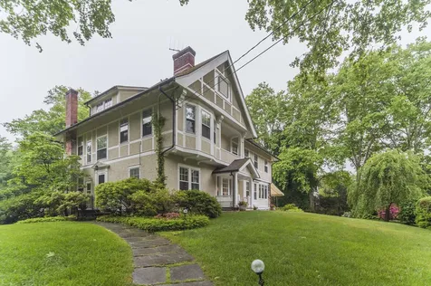 33 Hillside Road Greenwich CT 06830