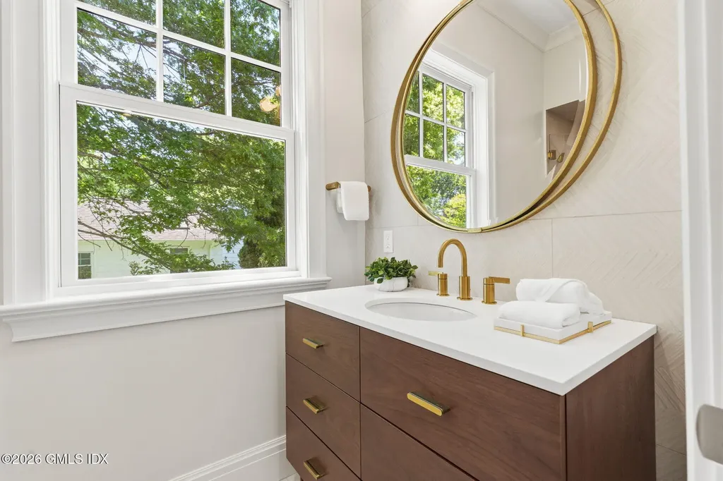 11 Hearthstone Drive Riverside CT 06878