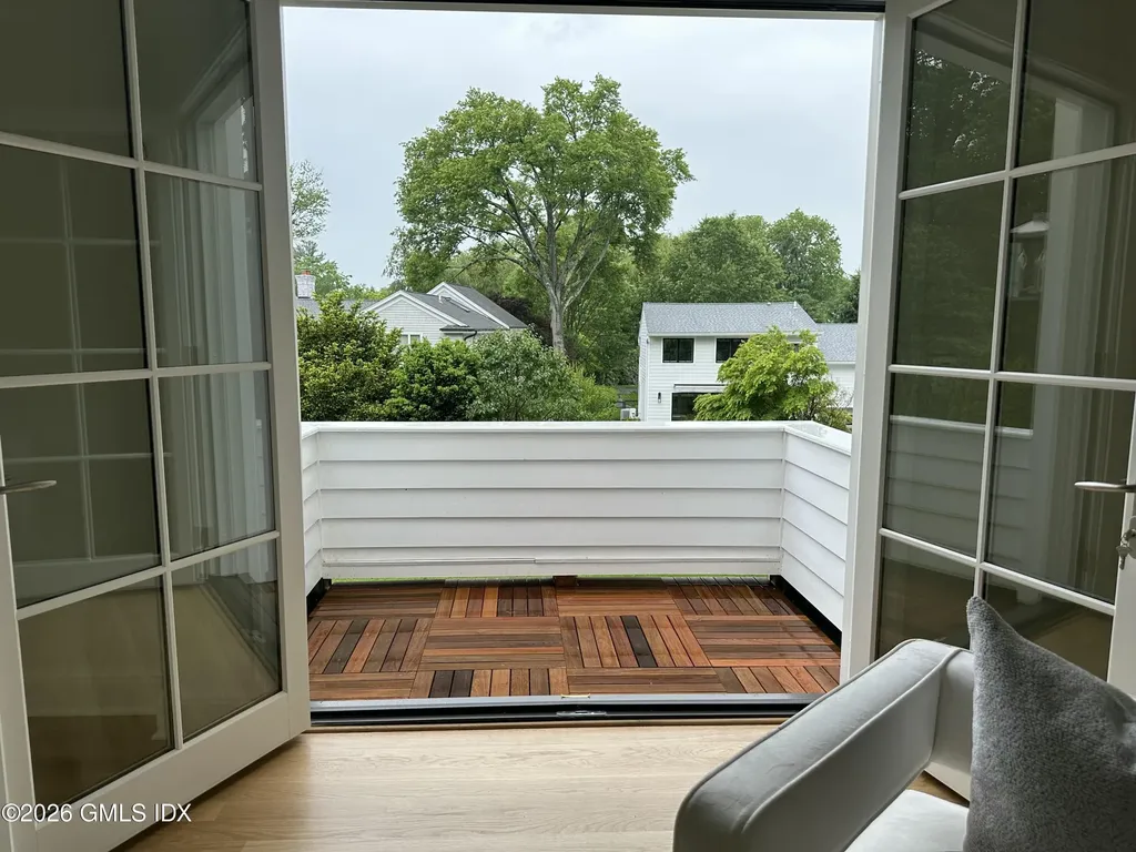11 Hearthstone Drive Riverside CT 06878