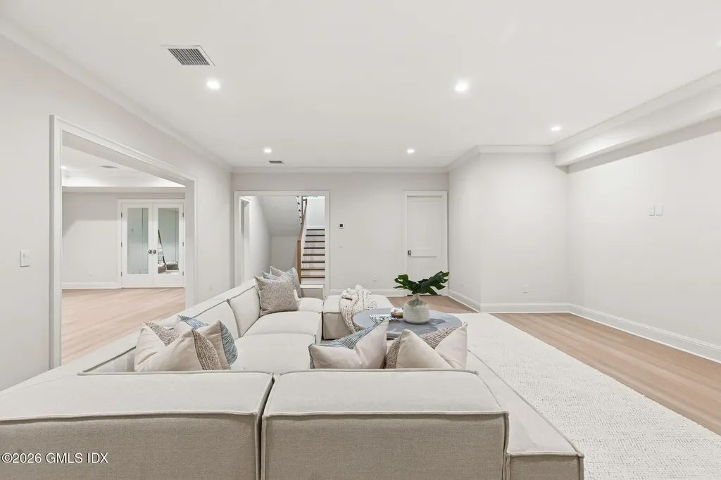 11 Hearthstone Drive Riverside CT 06878