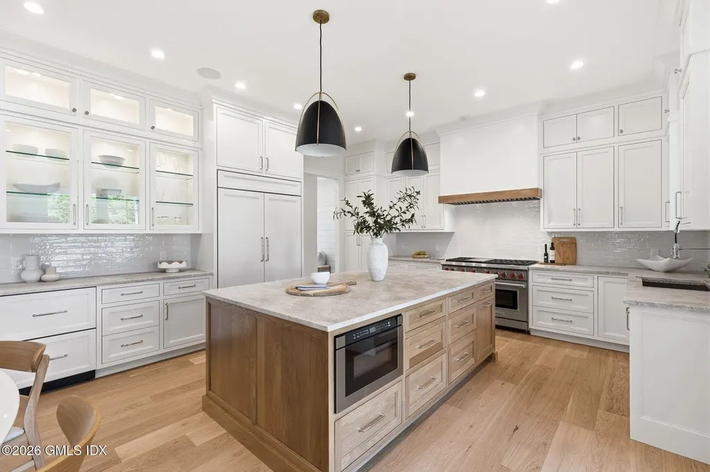 11 Hearthstone Drive Riverside CT 06878