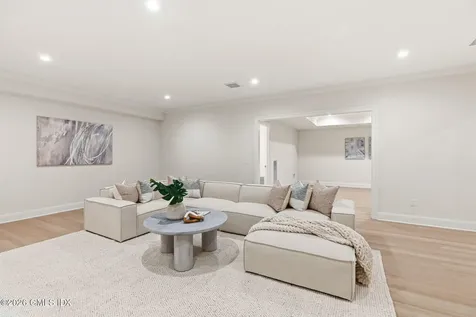 11 Hearthstone Drive Riverside CT 06878