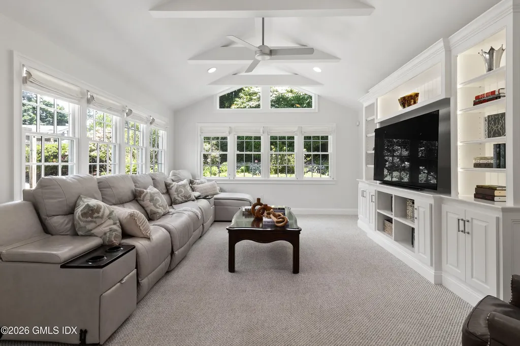 22 Mallard Drive Greenwich CT 06830
