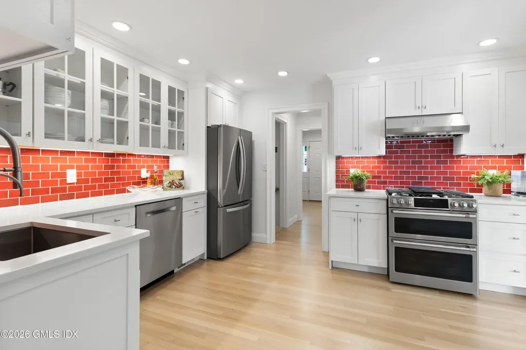 22 Mallard Drive Greenwich CT 06830