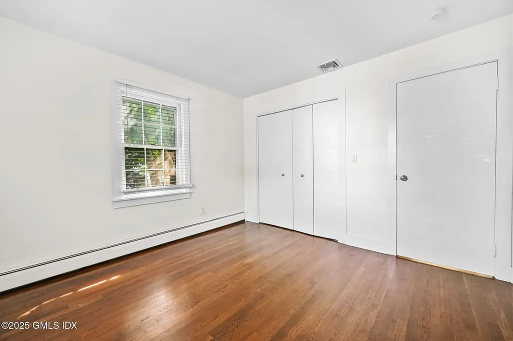 48 Rockmere Avenue Old Greenwich CT 06870
