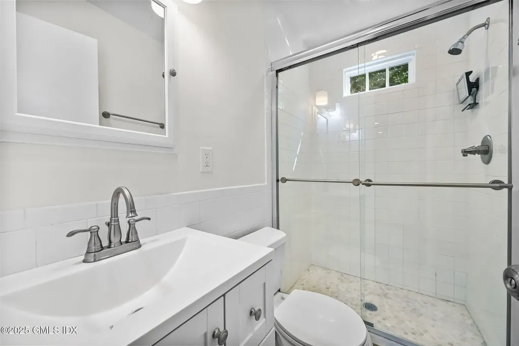 48 Rockmere Avenue Old Greenwich CT 06870