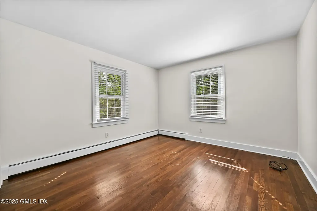 48 Rockmere Avenue Old Greenwich CT 06870