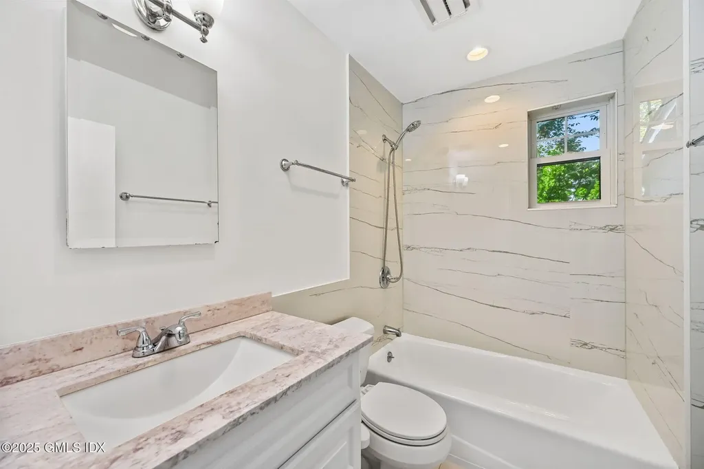 48 Rockmere Avenue Old Greenwich CT 06870