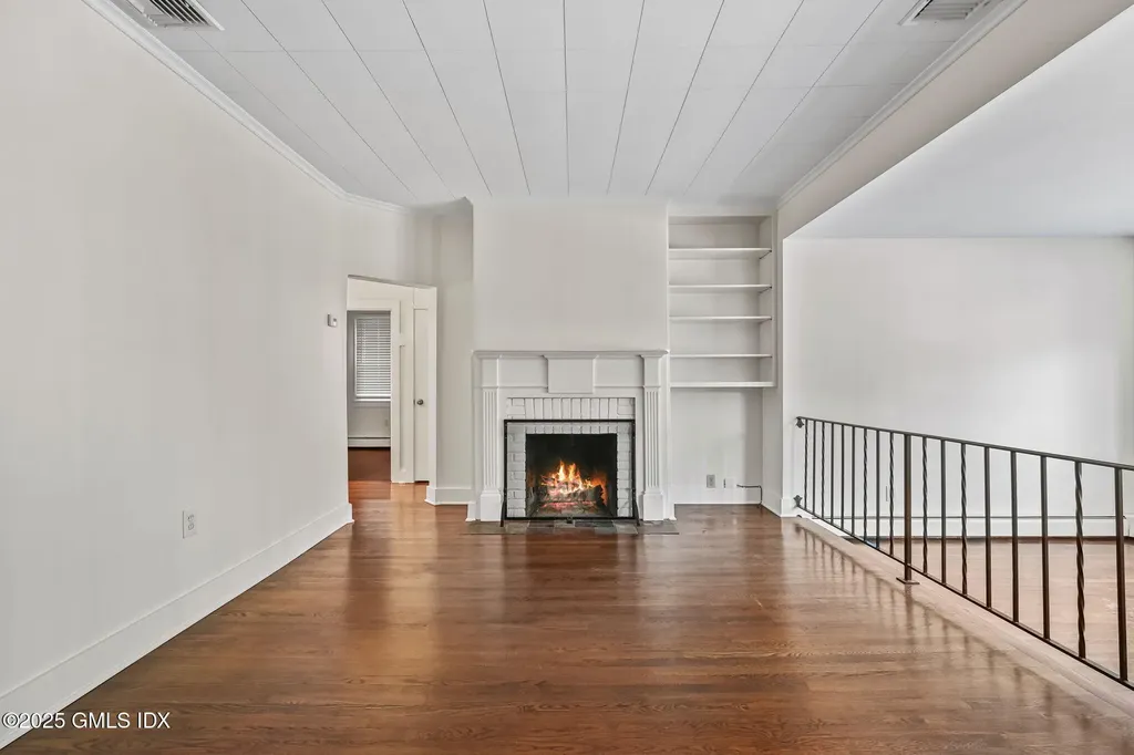48 Rockmere Avenue Old Greenwich CT 06870