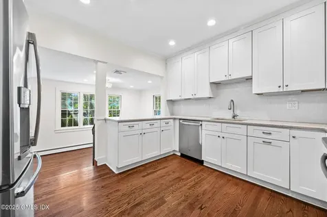 48 Rockmere Avenue Old Greenwich CT 06870